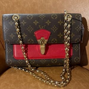 Louis Vuitton Victoire shoulder bag NWOT